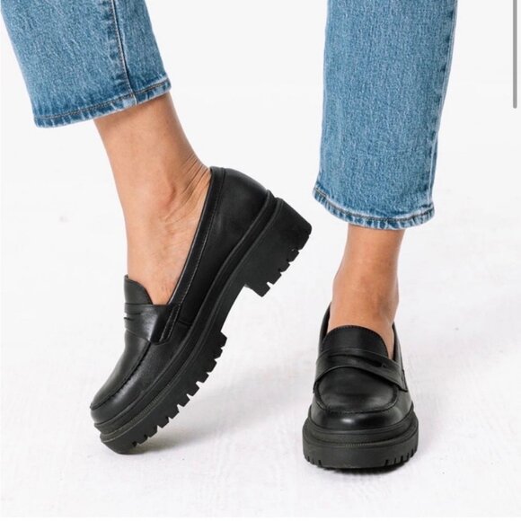 Patina Shoes - Leather Chunky Penny Loafers - Black